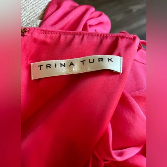 Trina Turk Colusa Cold-Shoulder Stretch Silk Ruffle Dress Size M Hot Pink - Picture 3 of 5